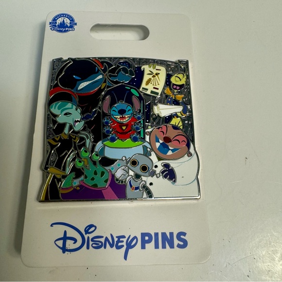 NWT. Disney Lilo & Stitch Alien Cast Pin. Supporting alien cast members - Picture 1 of 8